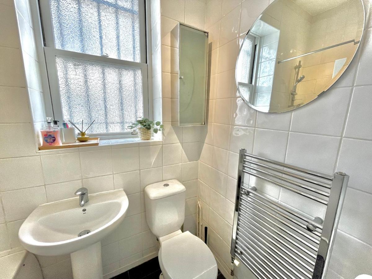Archway Station Big Bedroom Flat London Exteriör bild